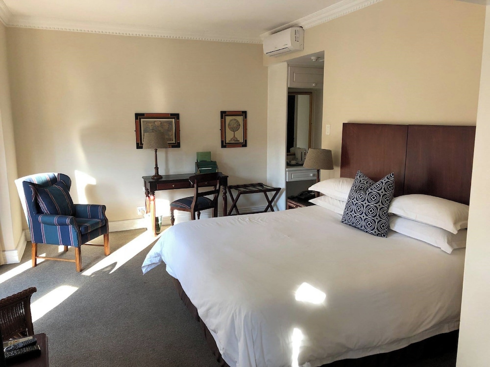 Redlands Hotel 15/50