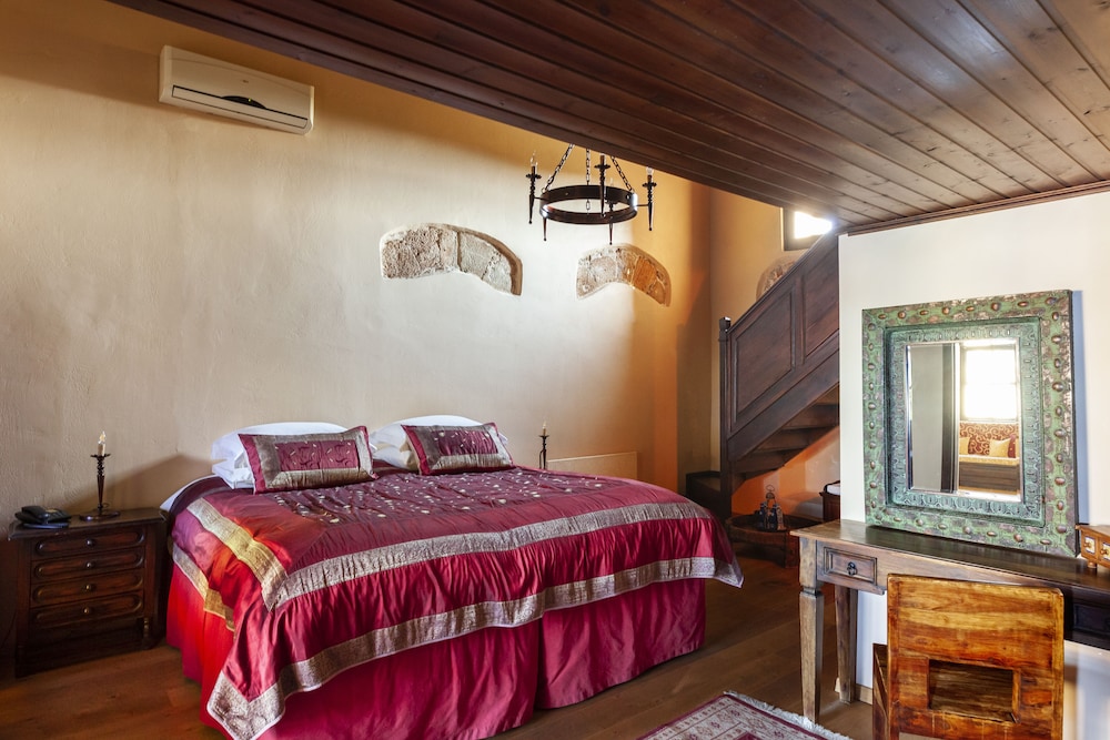 Spirit Of The Knights Boutique Hotel 57/76