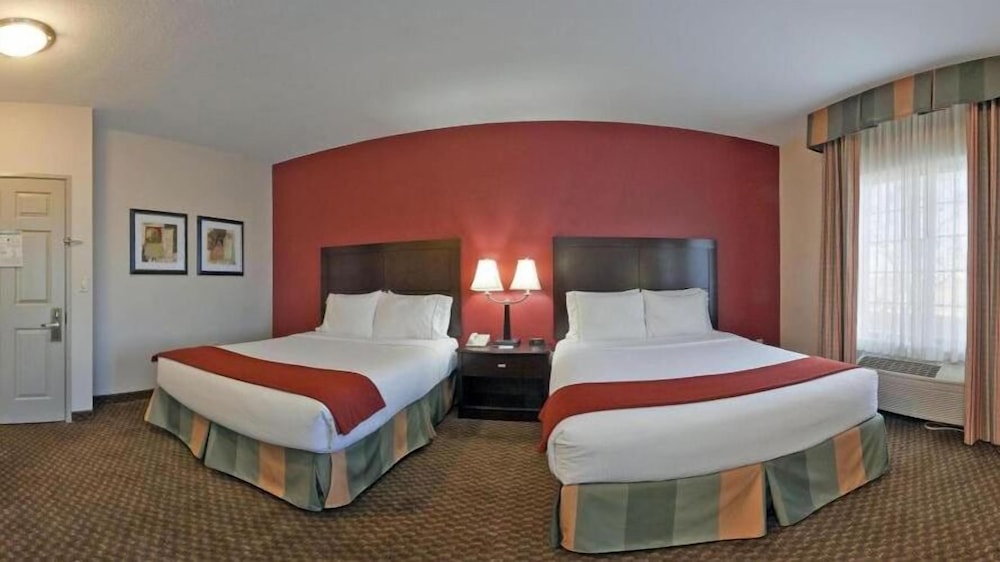 Holiday Inn Express Hotel And Suites Pleasant Prairie Kenosha 4/41