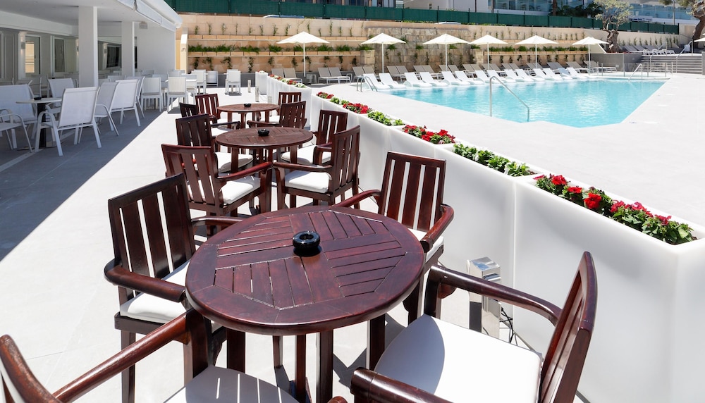 Reverence Life Hotel 38/50