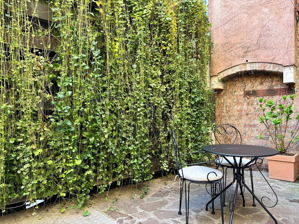 Avogaria Locanda Restaurant 73/75
