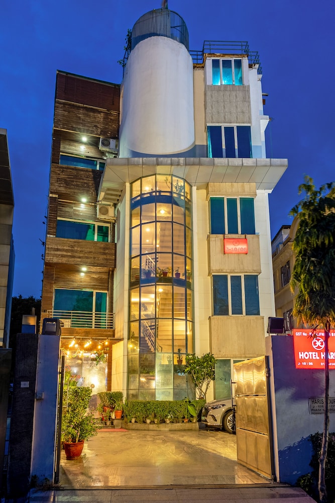Haris Court Gurgaon 2/50
