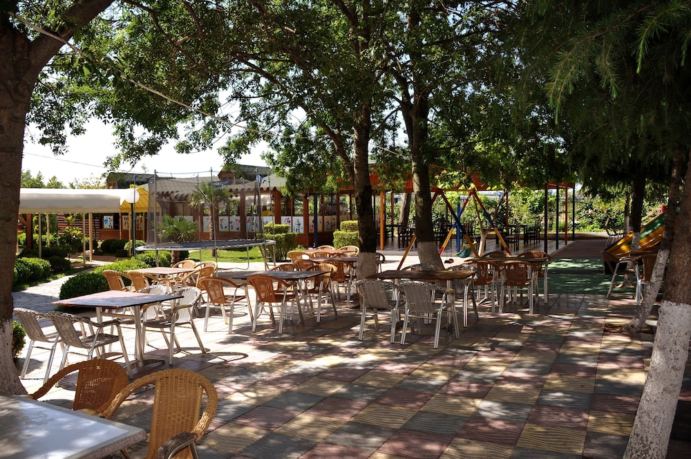 Buna Park Hotel Shkoder 38/50