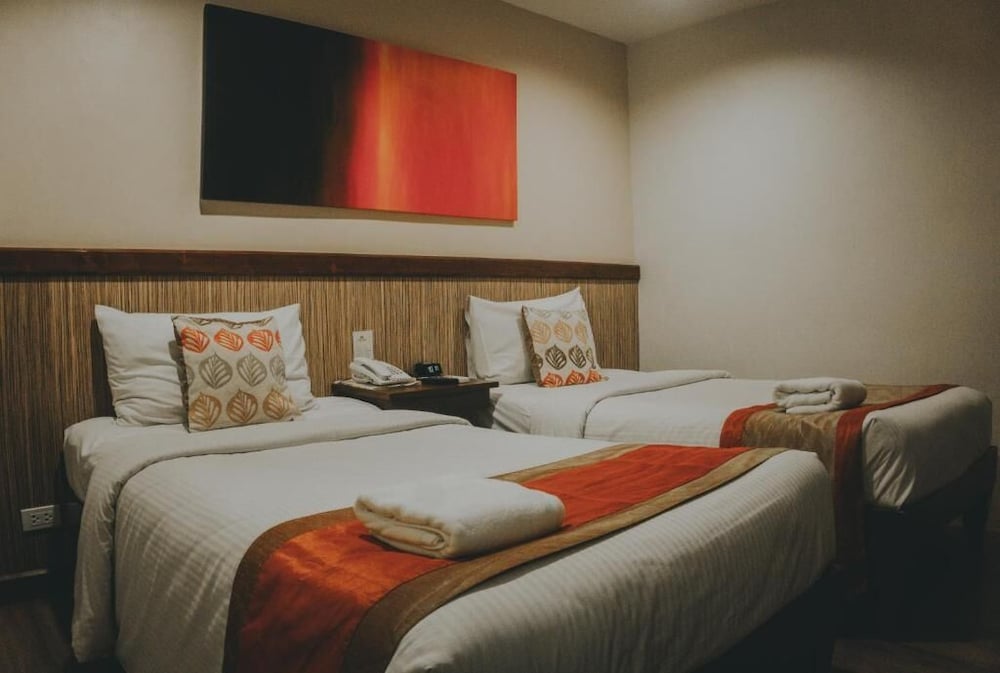 Ns Royal Hotel 45/59