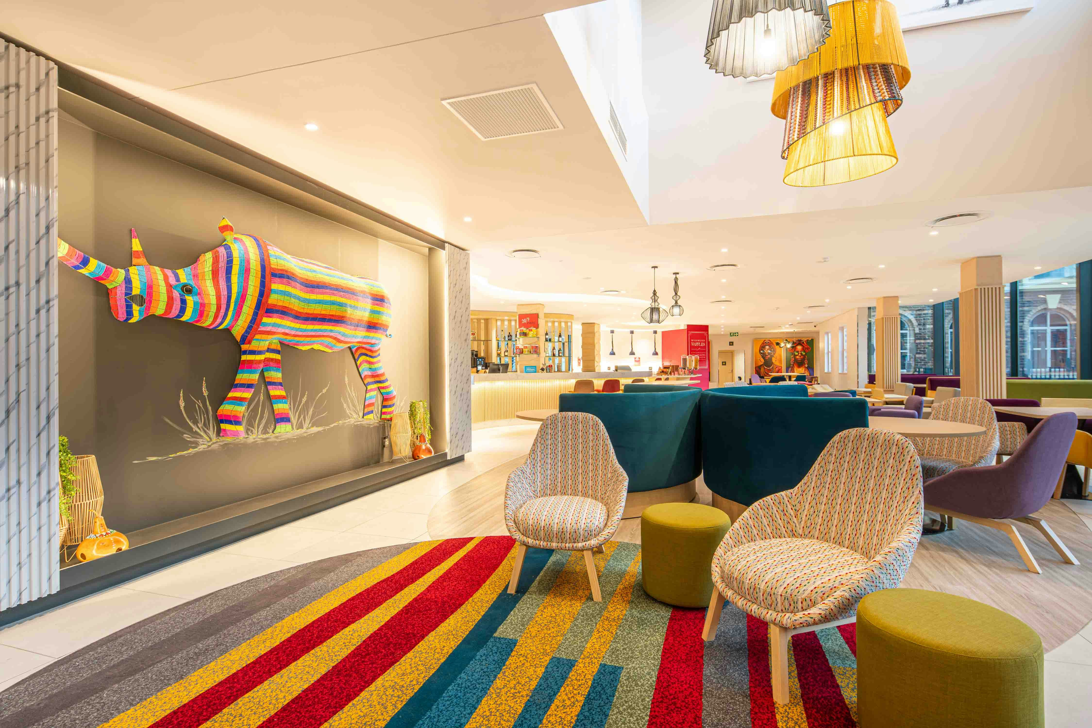 Hampton by Hilton Sandton Grayston 22/40
