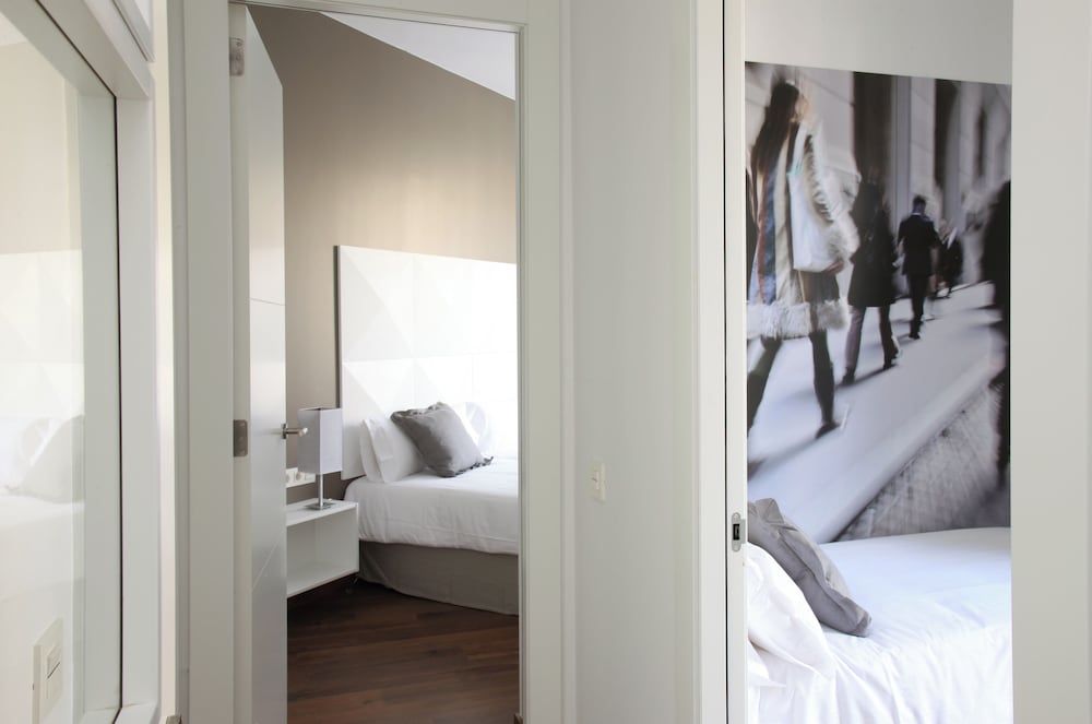 MH Apartments Suites 9/27