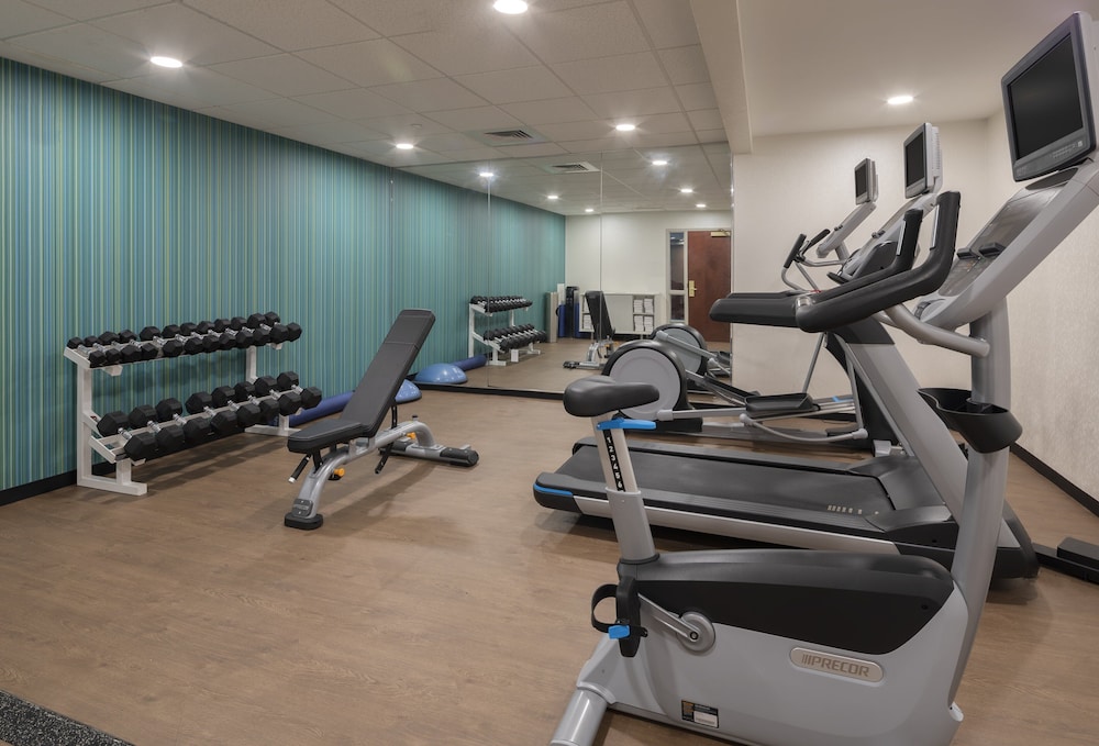 Holiday Inn Express & Suites Tilton 26/41