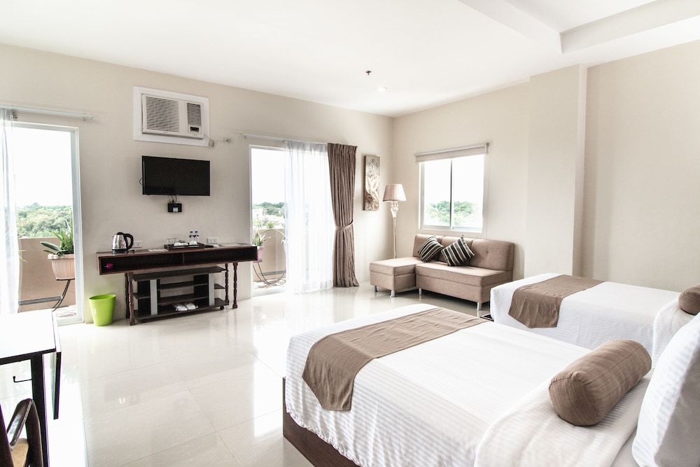 Sierra Hotel 34/46
