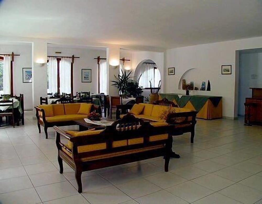 Eri Hotel 36/62