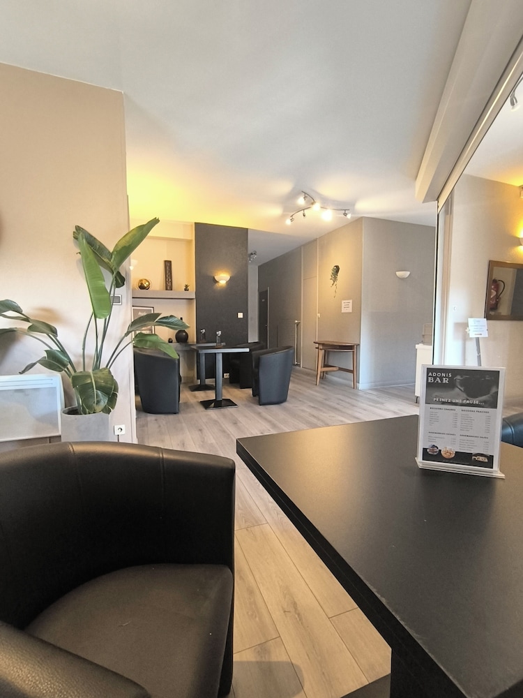 Adonis Lyon Est Hotel Artys 28/40