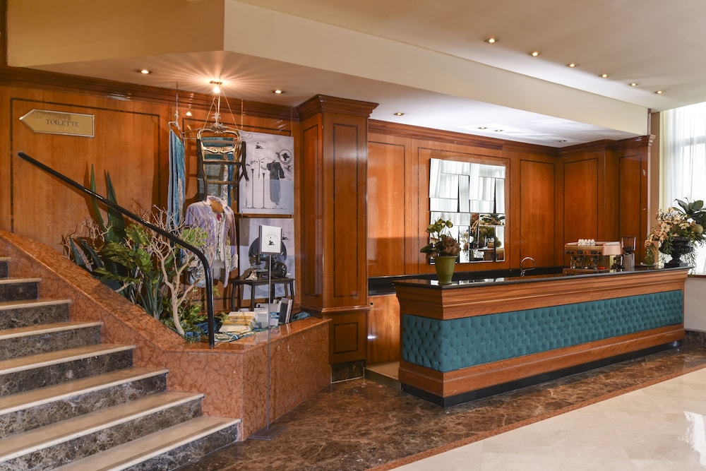 Hotel Leon d Oro 13/79