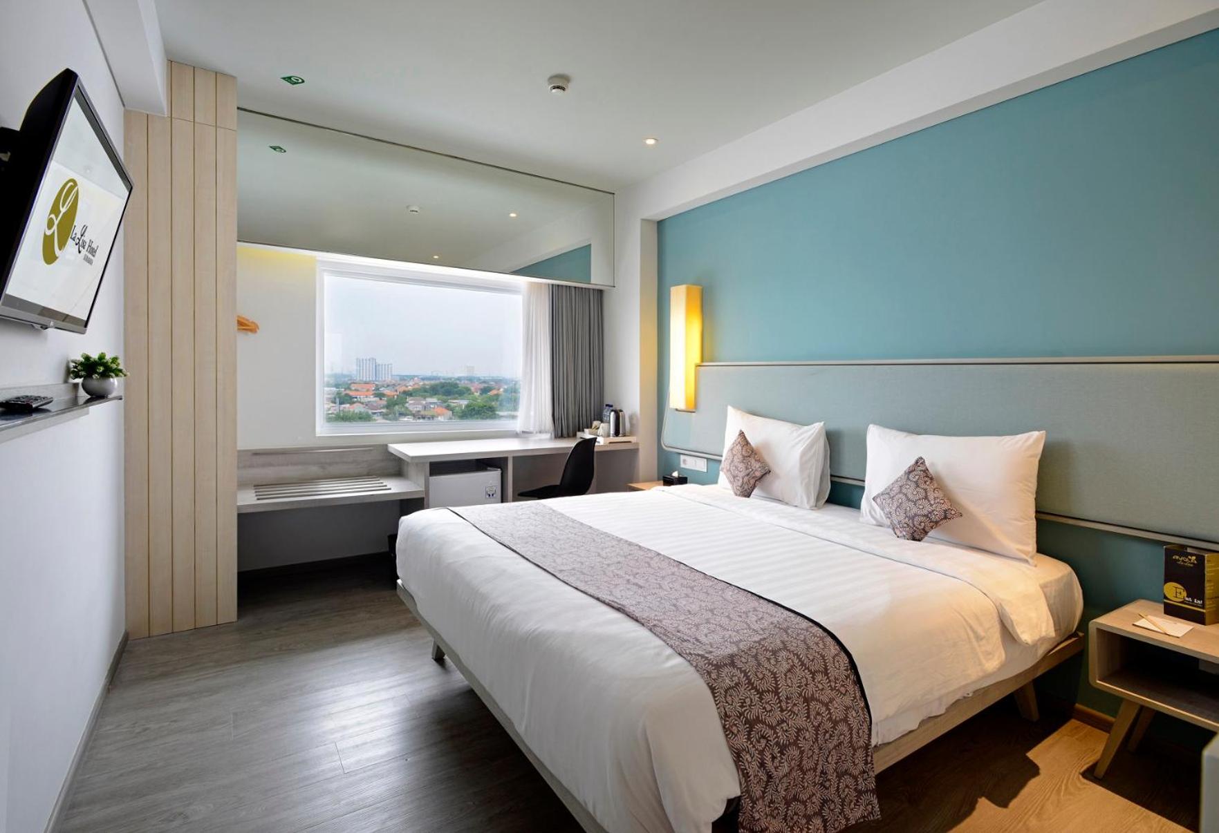 DELUXE SUITE