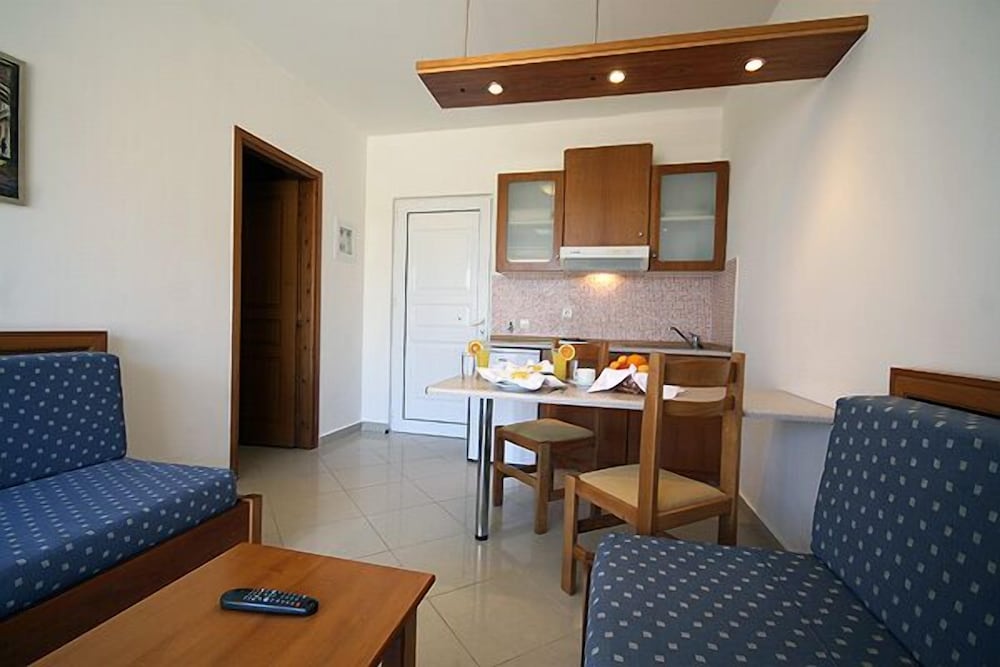 Castro Beach Hotel 33/55