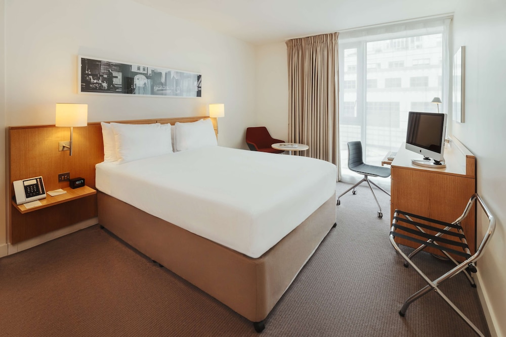 Doubletree By Hilton London Tower Of London 20/67
