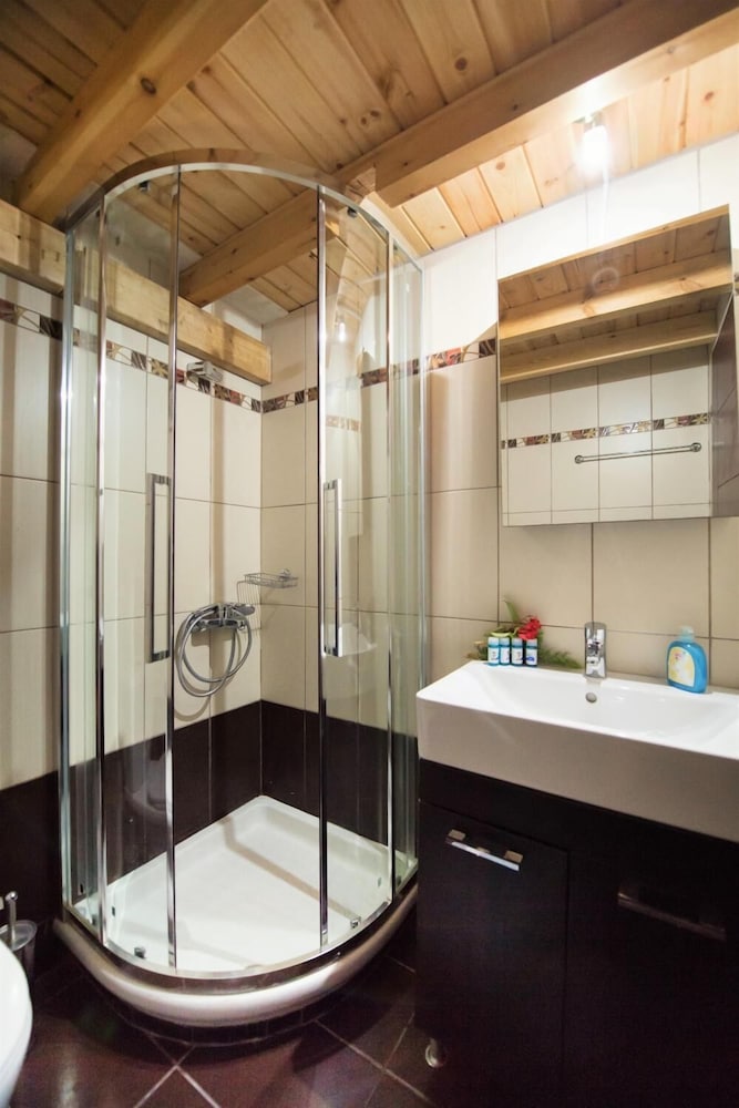 Argo Maisonettes Suites 27/28