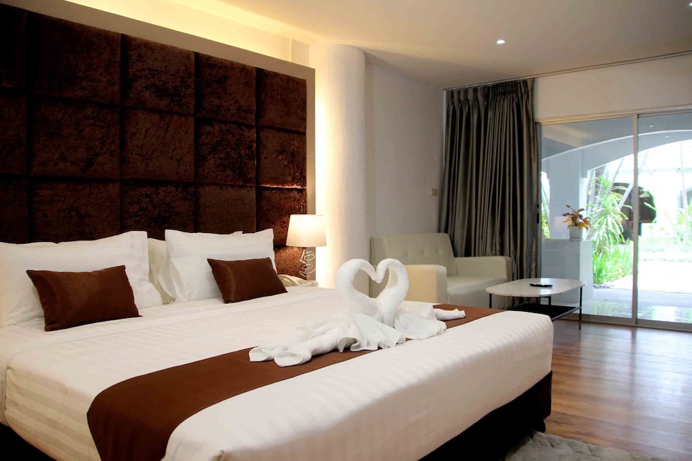 Pooh Beach Resort and Spa 23/57