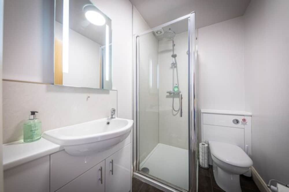 Uig Lodge Hotel 53/59