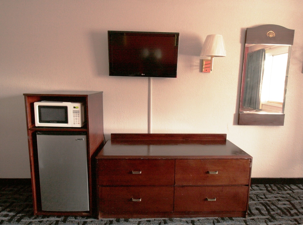 Economy Inn 4/9