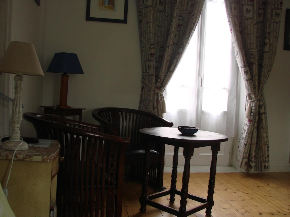 Chambres De Condate 15/34