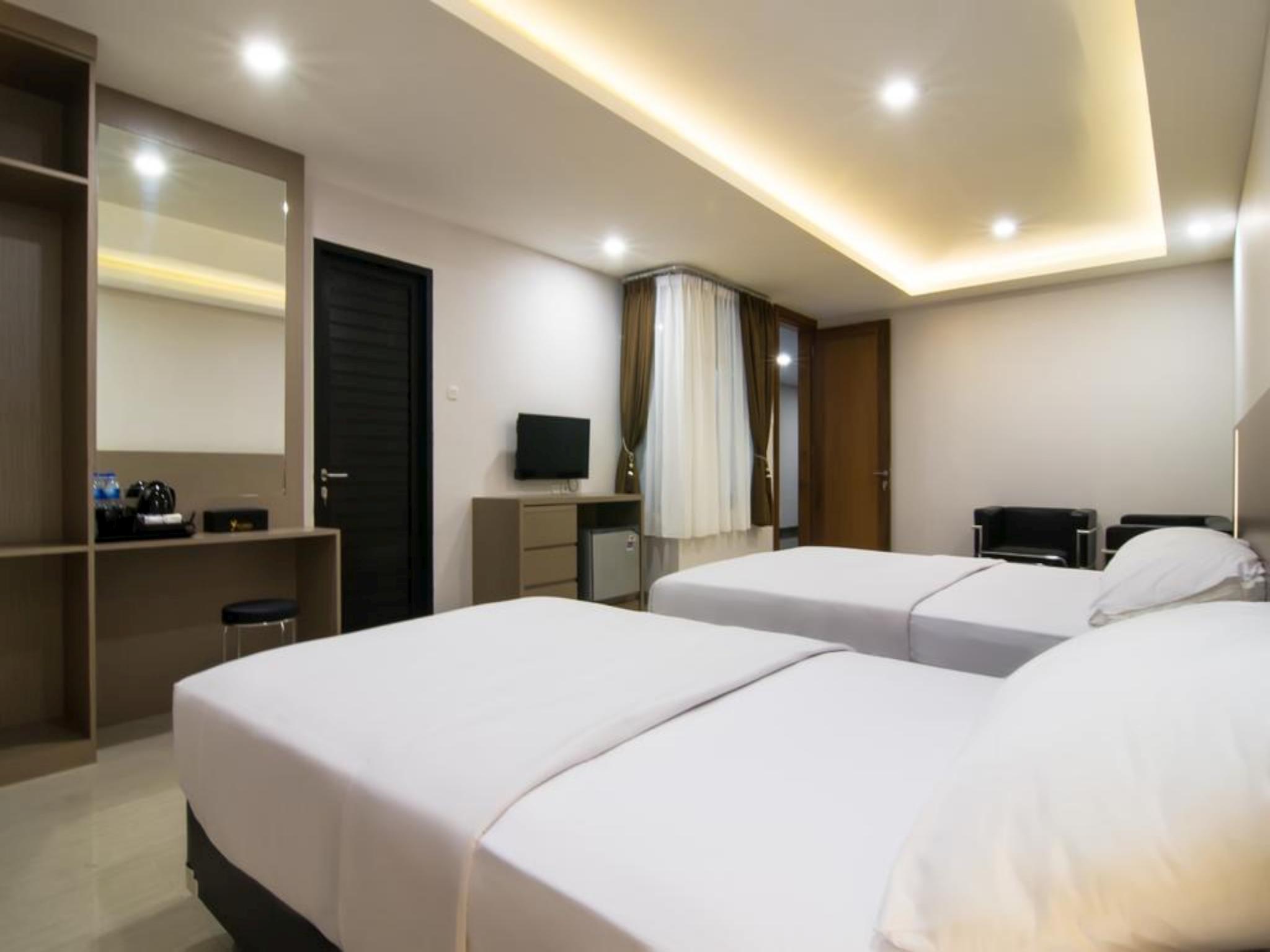 Yobel Guest House 10/25