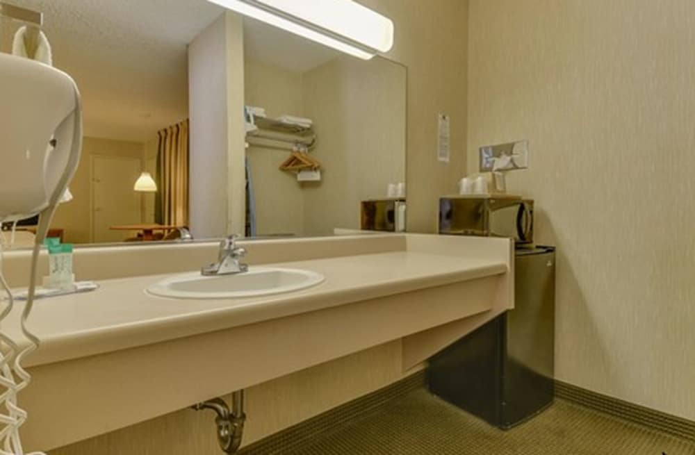 Vagabond Inn Los Angeles-USC 29/35