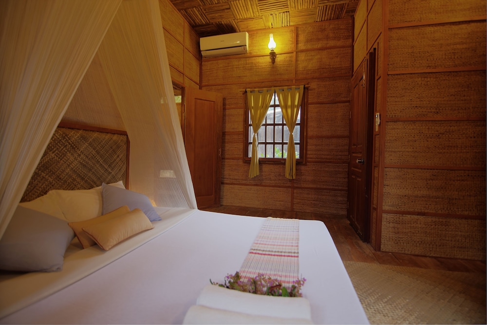 Palm Village Resort Spa 21/50