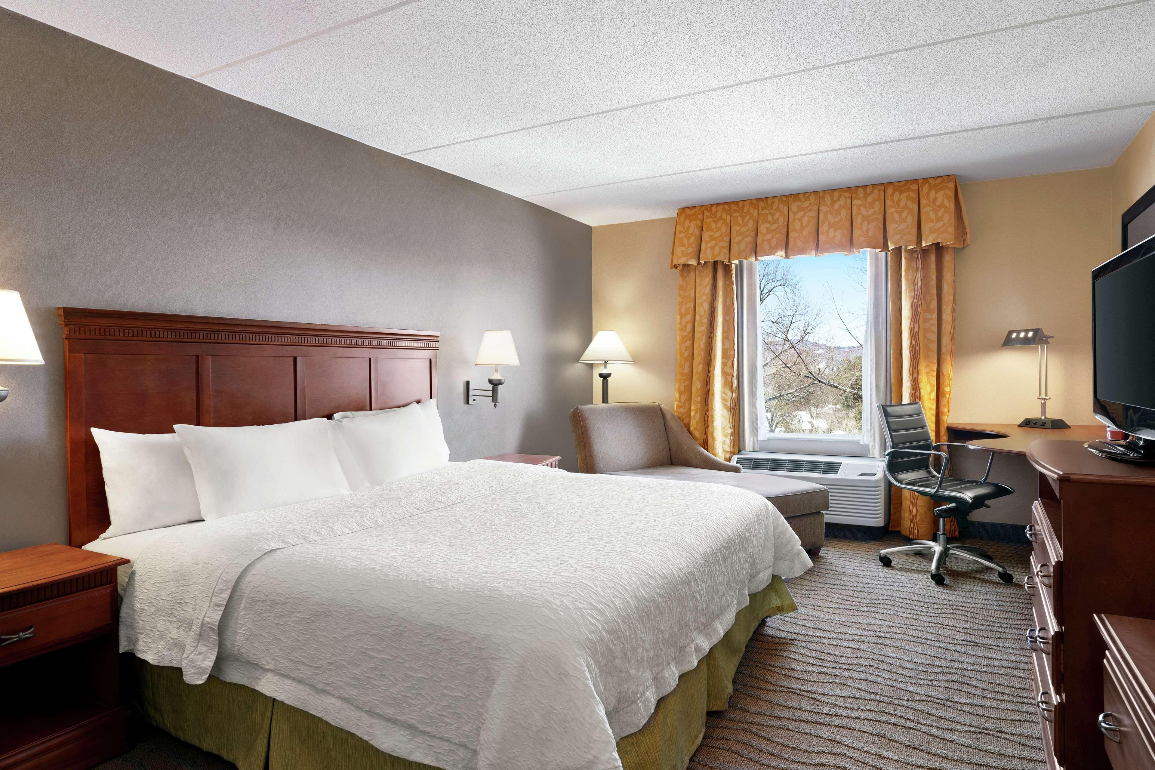 Room, Double Bed