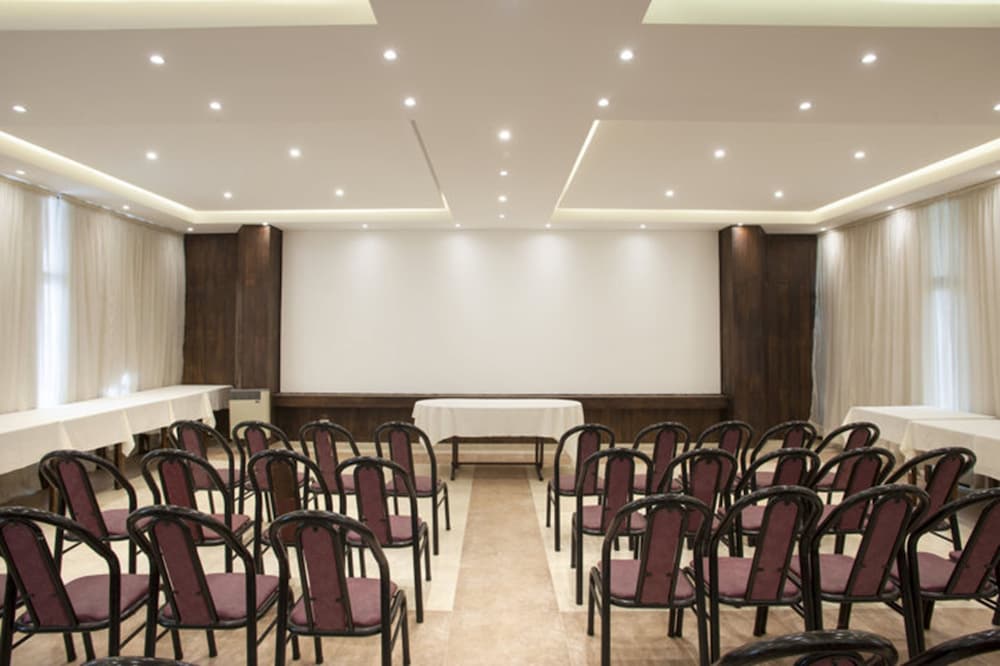 Gran Hotel San Luis 40/48