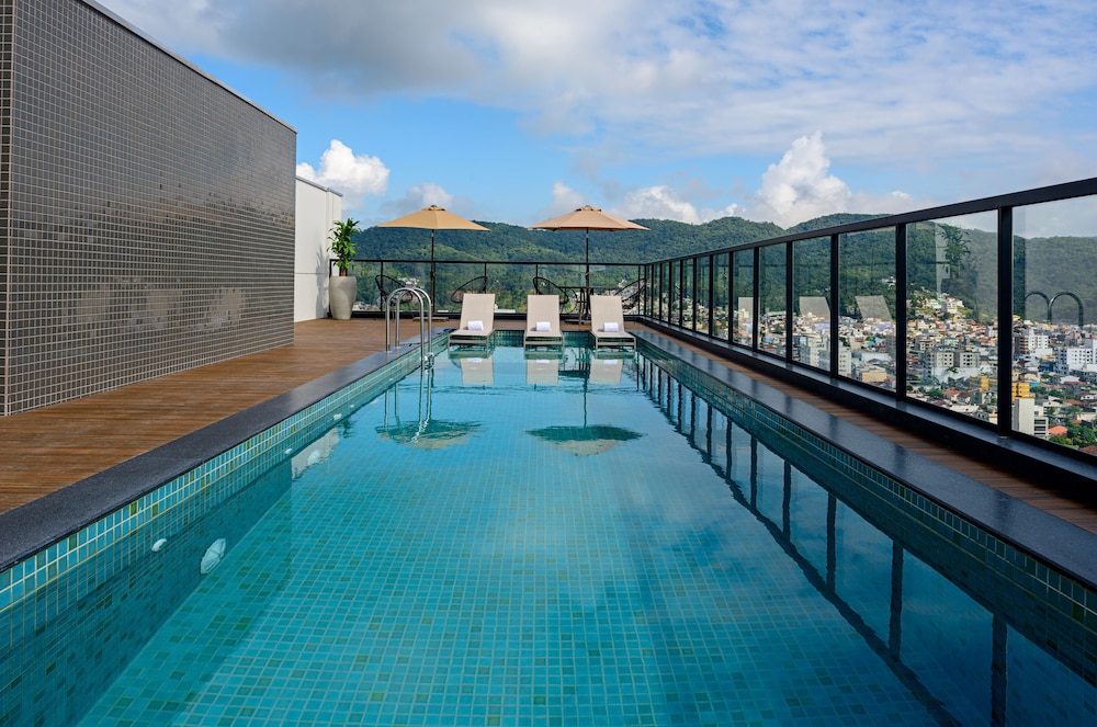 Ibis Budget Balneario Camboriu 24/44
