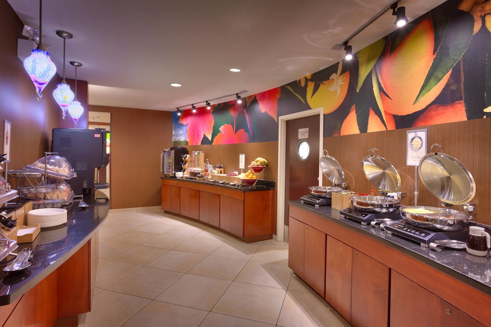 Fairfield Inn Suites Boise Nampa 25/34