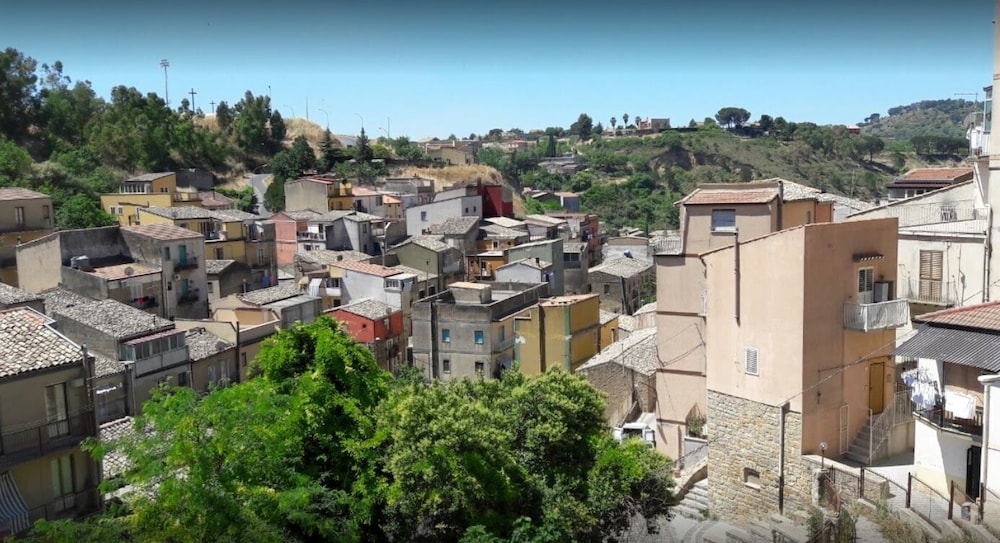 Villa Romana 38/41