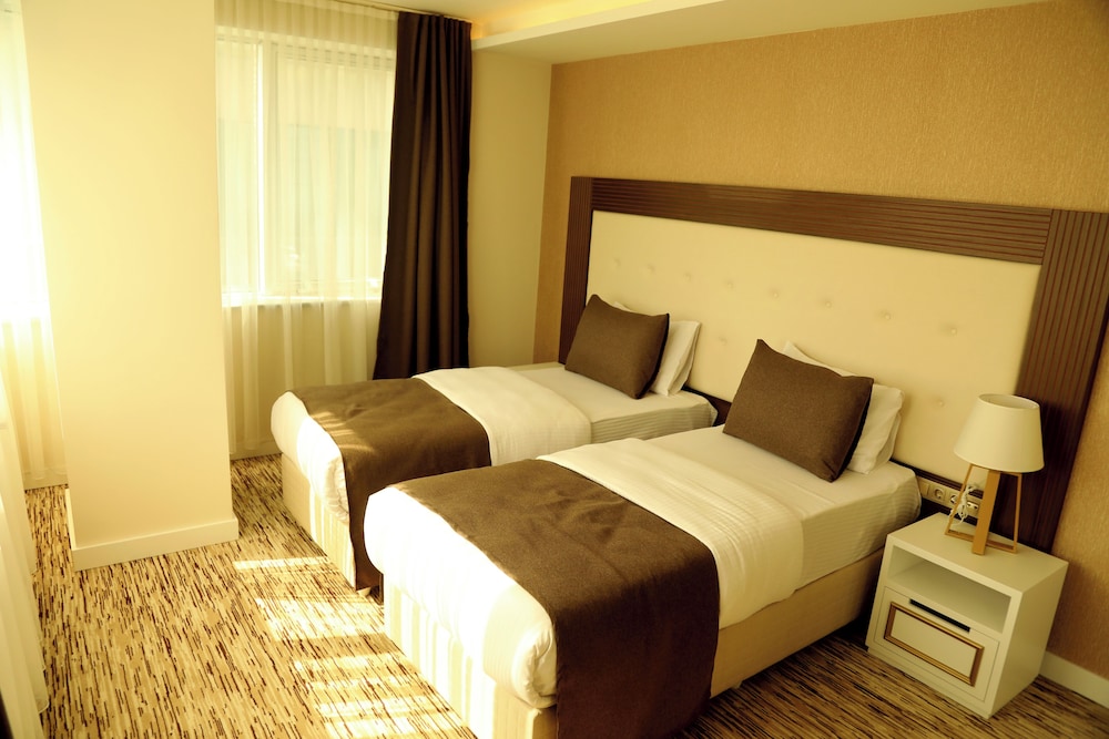 Van Life Otel 20/50