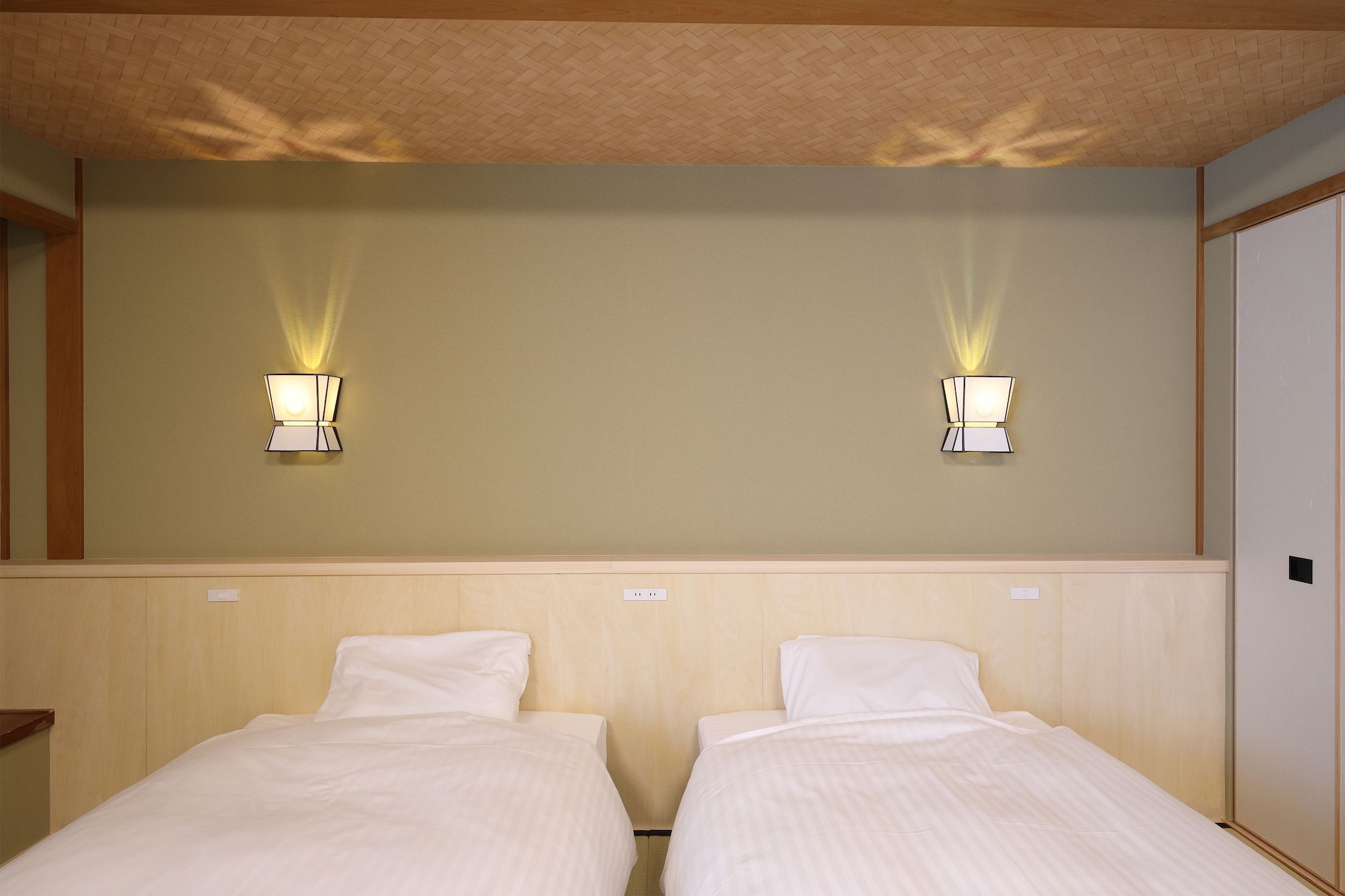 ROOM, TWIN BEDS, TATAMI