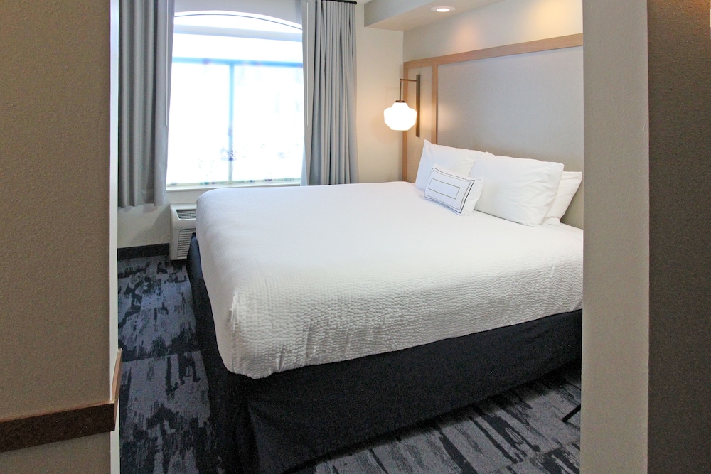 Fairfield Inn Suites Charleston Airport Convention Center 10/45