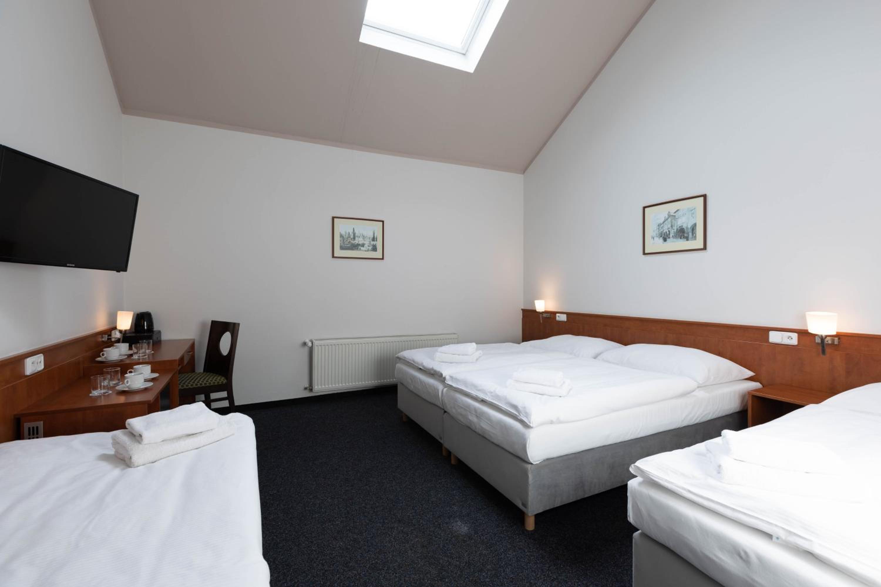Room, Quadruple, Beranek Hotel 2/9