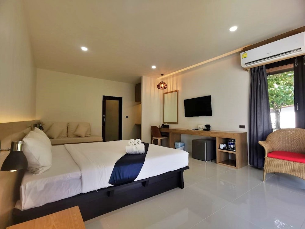 BUNGALOW, DOUBLE BED
