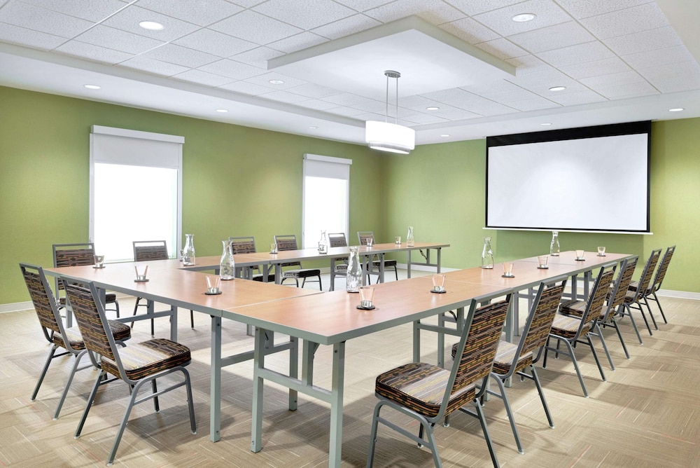 Home2 Suites By Hilton Prattville 45/50
