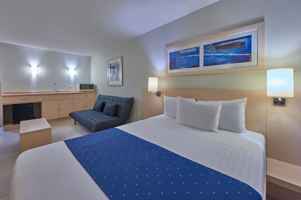 City Express by Marriott Manzanillo 10/50