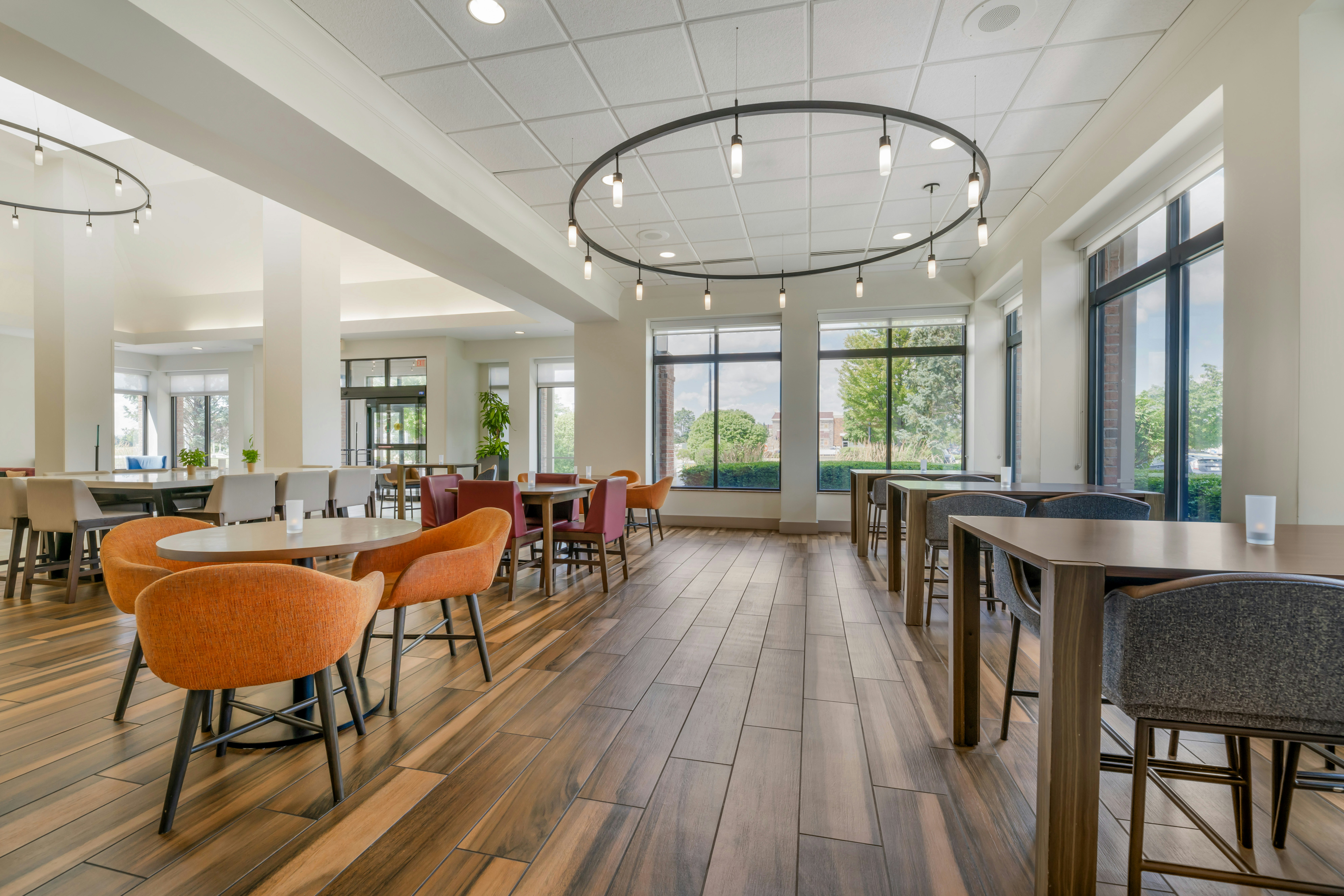 Hilton Garden Inn Oconomowoc 52/74