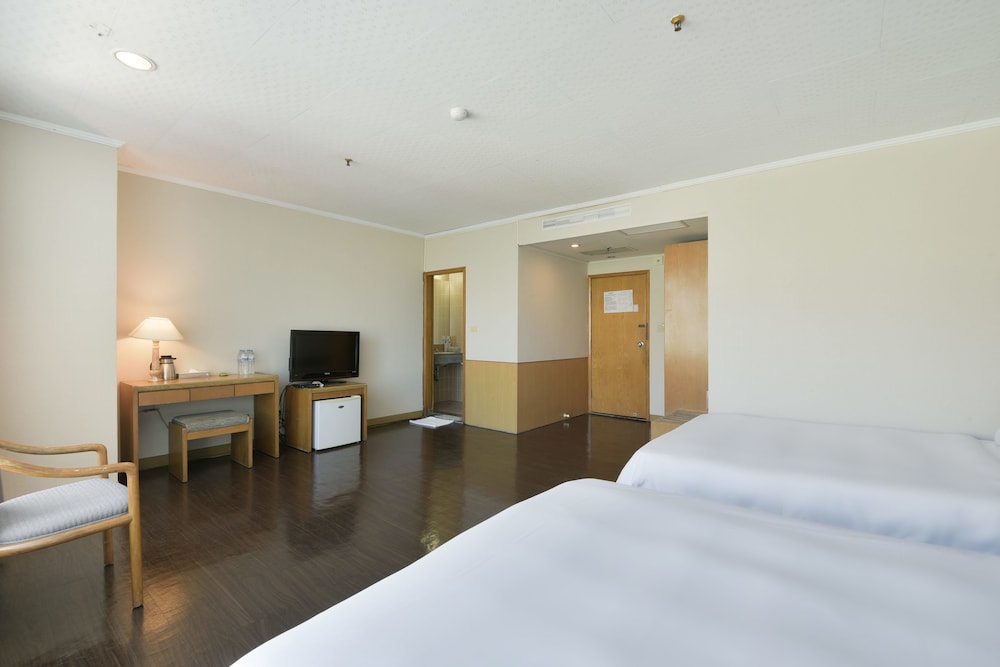 Back Home Hotel 26/50