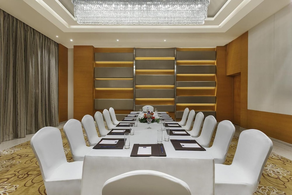 Nataraj Sarovar Portico 36/47