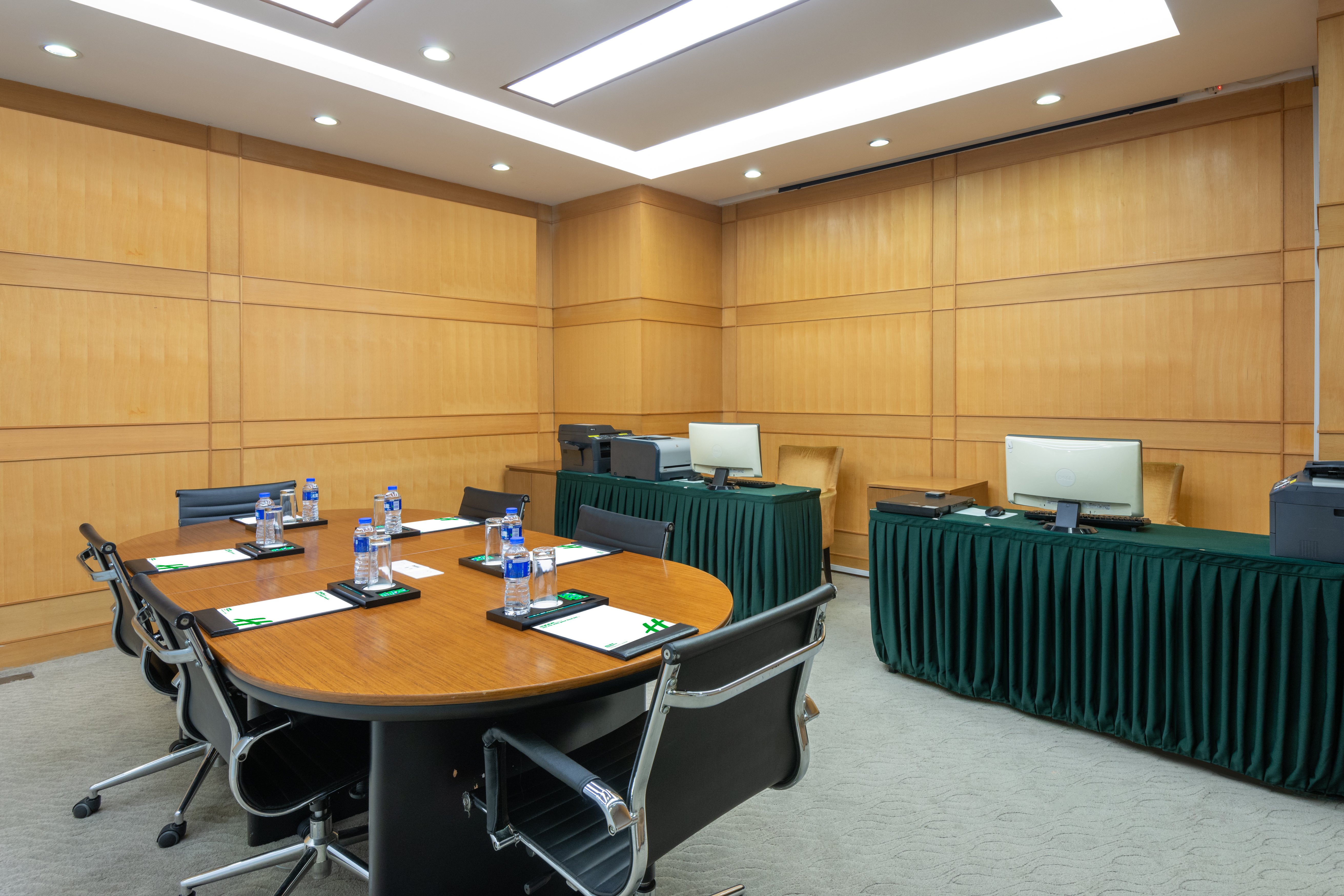 Holiday Inn Pudong 72/76