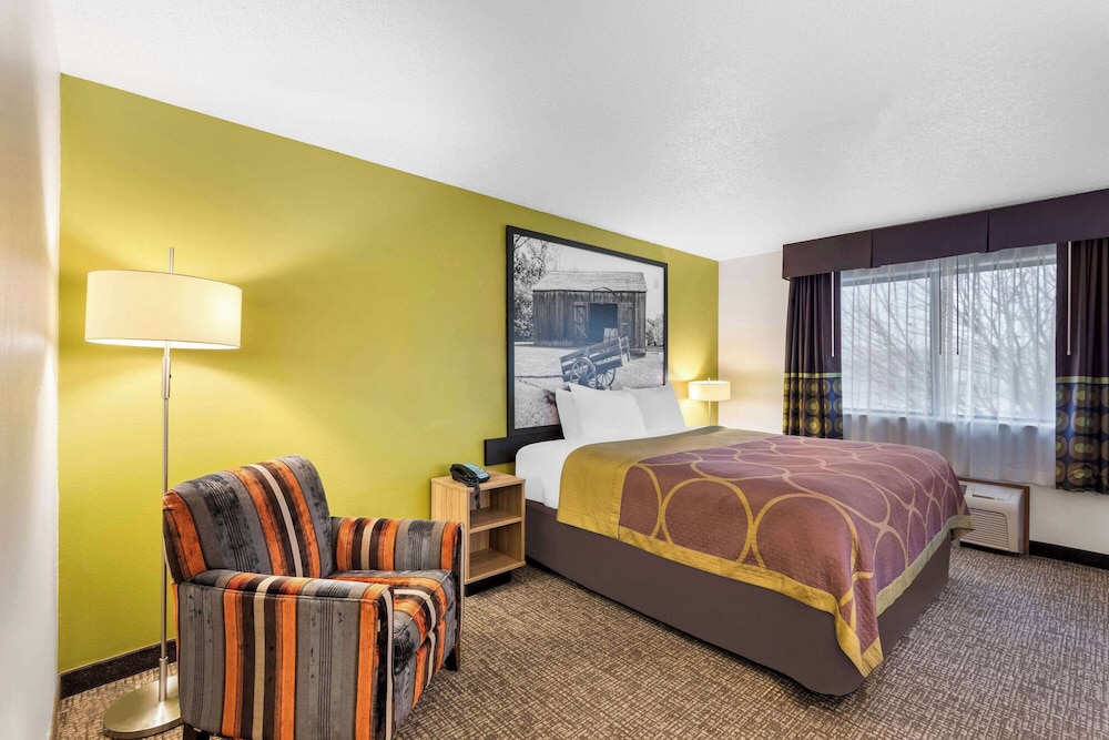 Super 8 by Wyndham Oelwein 16/47