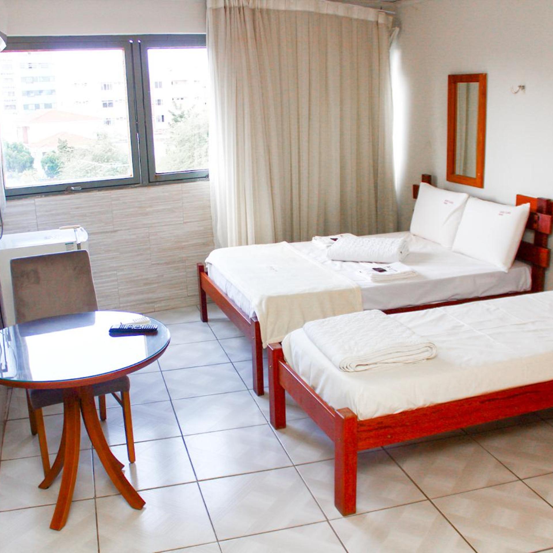 River Class Hotel 25/50