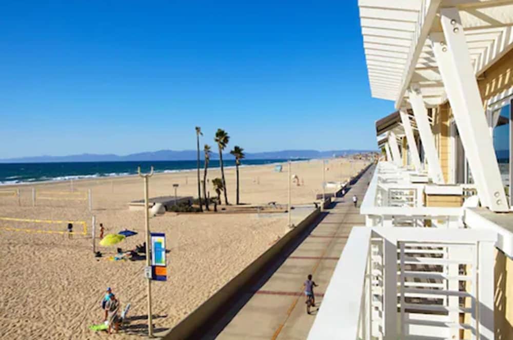 Beach House Hotel At Hermosa Beach 42/51