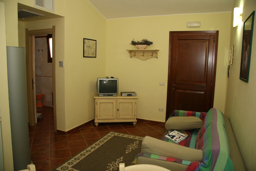 Borgo Degli Ulivi Residence 20/50