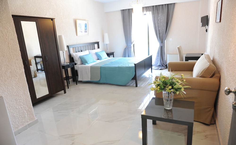 1 BEDROOM, SUPERIOR, TRIPLE, BALCONY