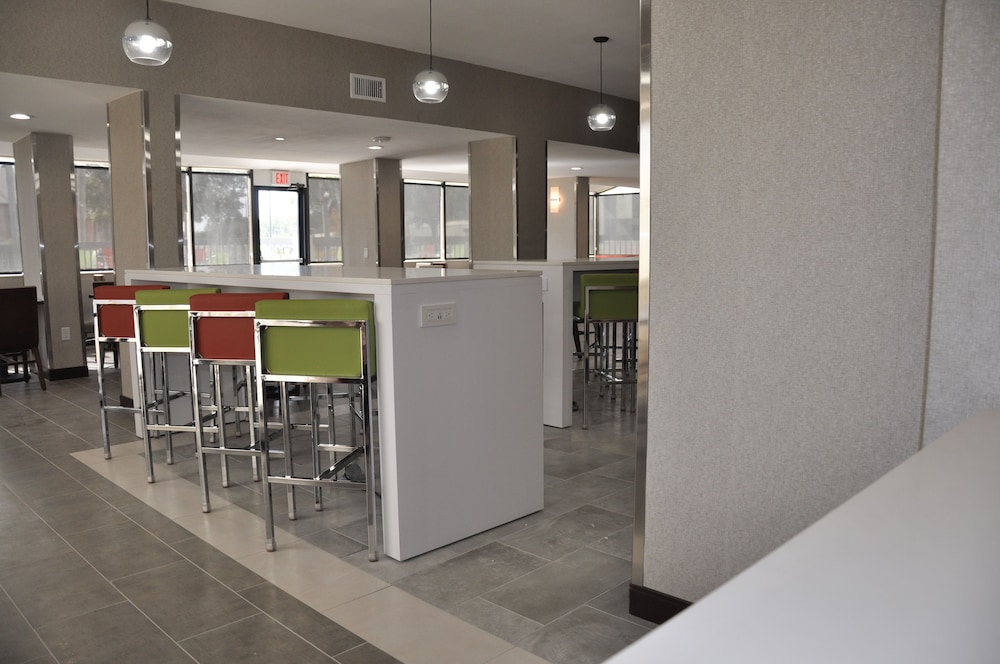 Nobile Hotel Parkway at Celebration Orlando 19/29
