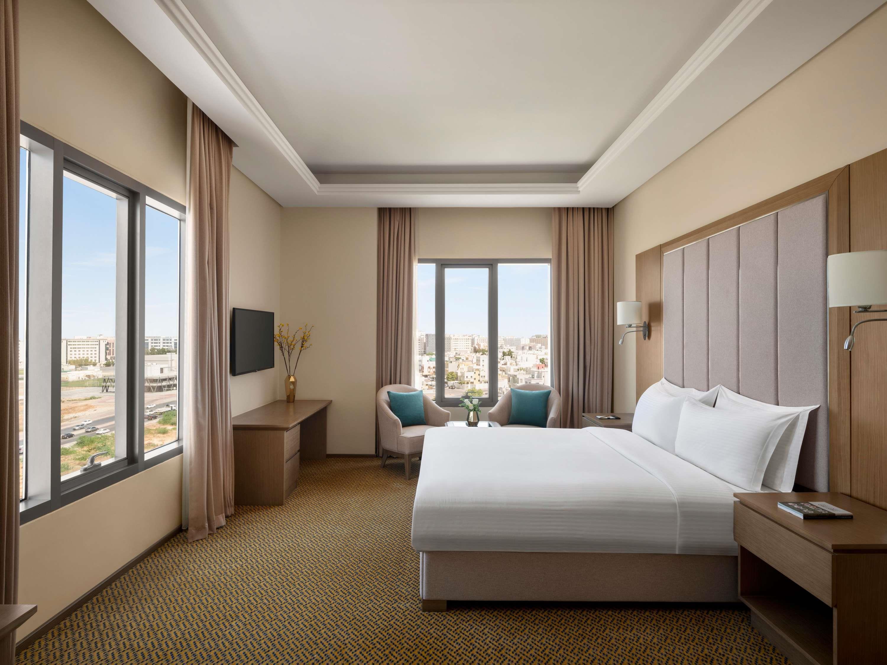 EXECUTIVE SUITE (KING)