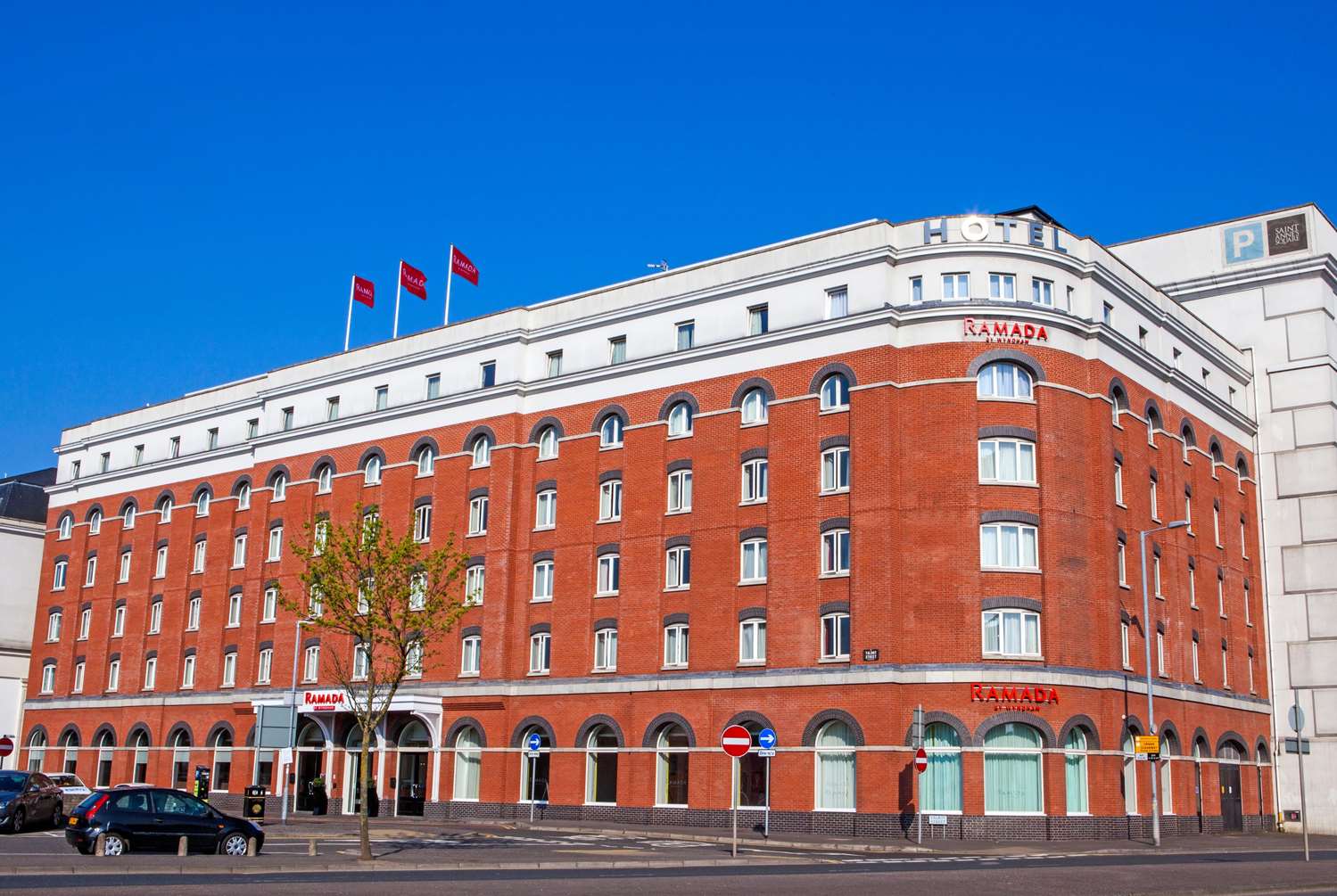 Ramada by Wyndham Belfast City Centre 4/12